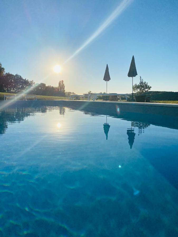 Domaine De Cazal - Gite 2 Pers Avec Piscine Au Coeur De 26 Hectares De Nature Preservee Villa แซงต์-ซีเพรียง ภายนอก รูปภาพ